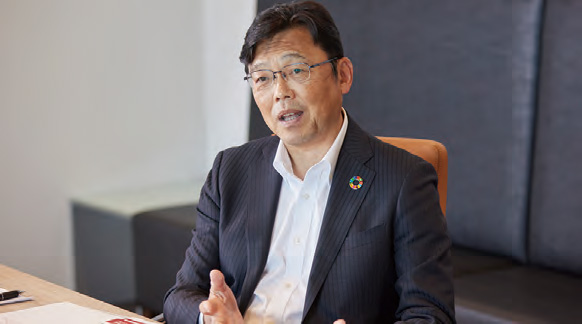 Photograph of Hirosumi Sano