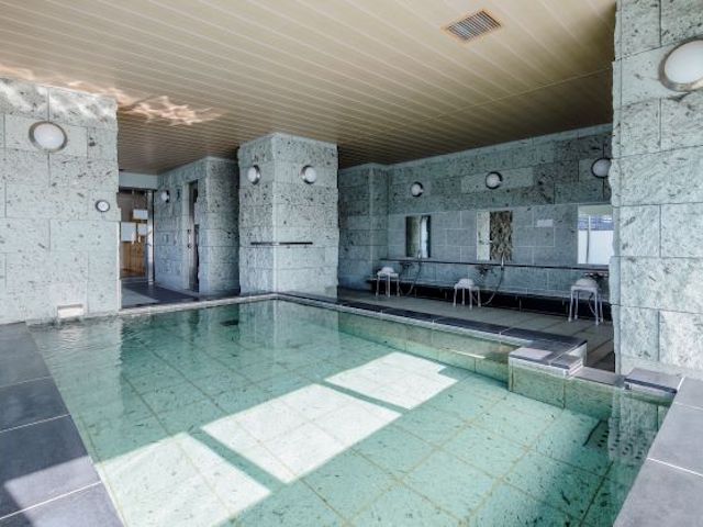 Image of the bathhouse