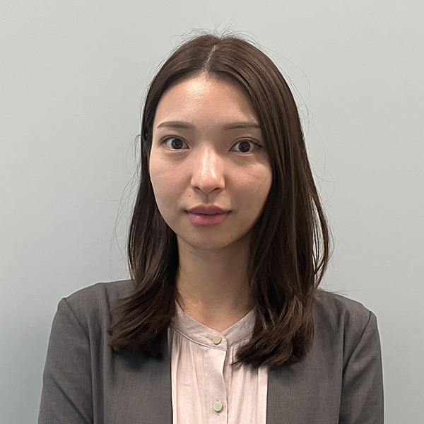 田輪玲子の写真